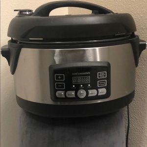 Like 5Qt. New Cook’s Essential  Pressure Cooker